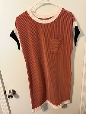 Women’s Rust Knit Shift Dress with Contrast Trim